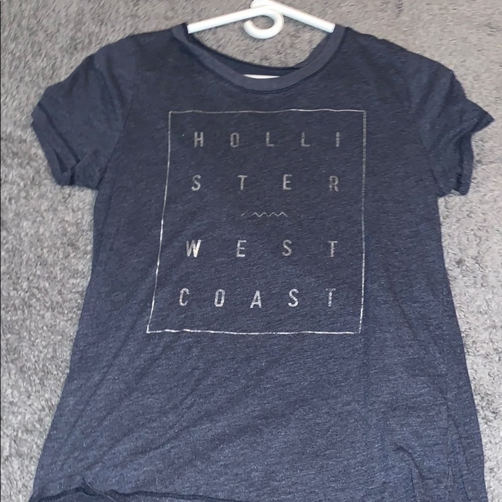 Hollister T-Shirt
